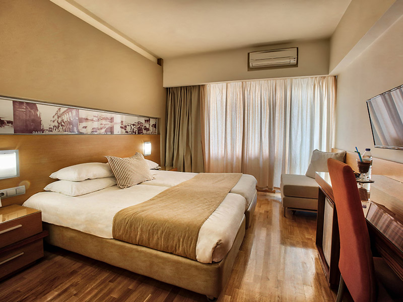 Capsis Hotel Astoria in Heraklion Creta Superior Bedroom 2